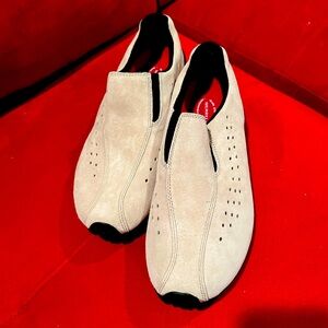 Merrell women’s Slipstream Zone Performance Moc suede shoes size 10